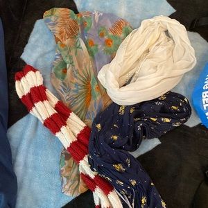 4 Fashion Scarves